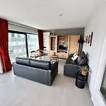 Sunbeach Apartman *