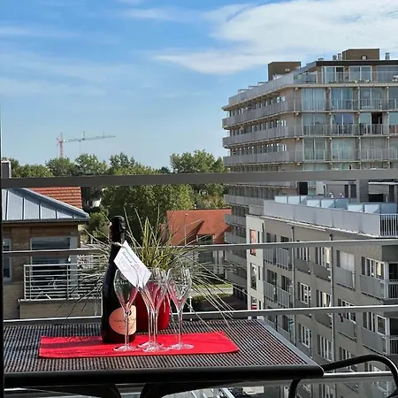 Sunbeach Lägenhet *