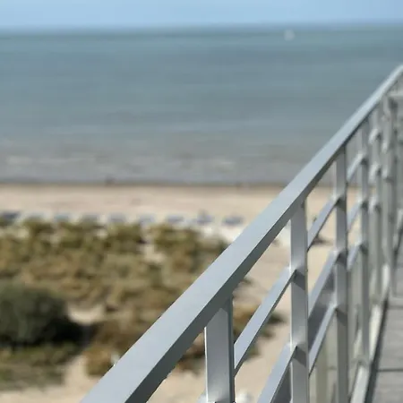 شقة Sunbeach